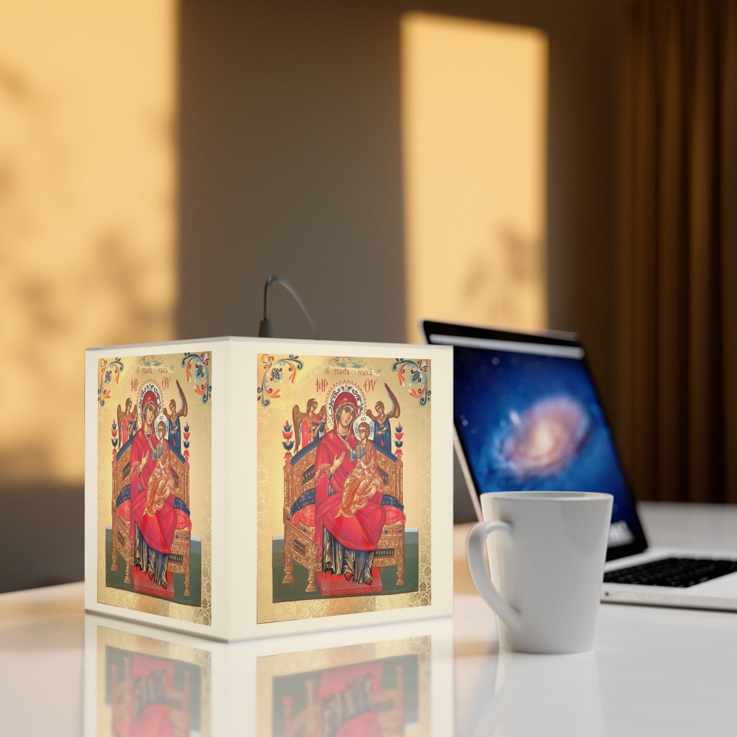 Lampă cub de lumină decorativă elegantă cu design religios 